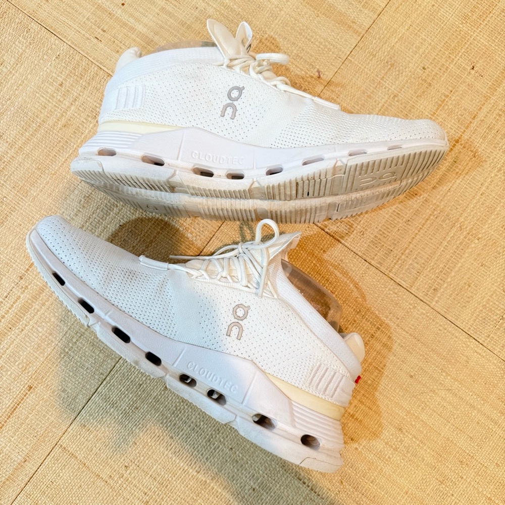 On Cloud Nova 2 White Women’s Running Shoes Size 8 - Picture 6 of 9